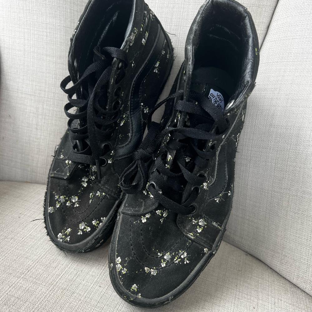 SK8-Hi Midnight Floral Black Women's Vans 7.5